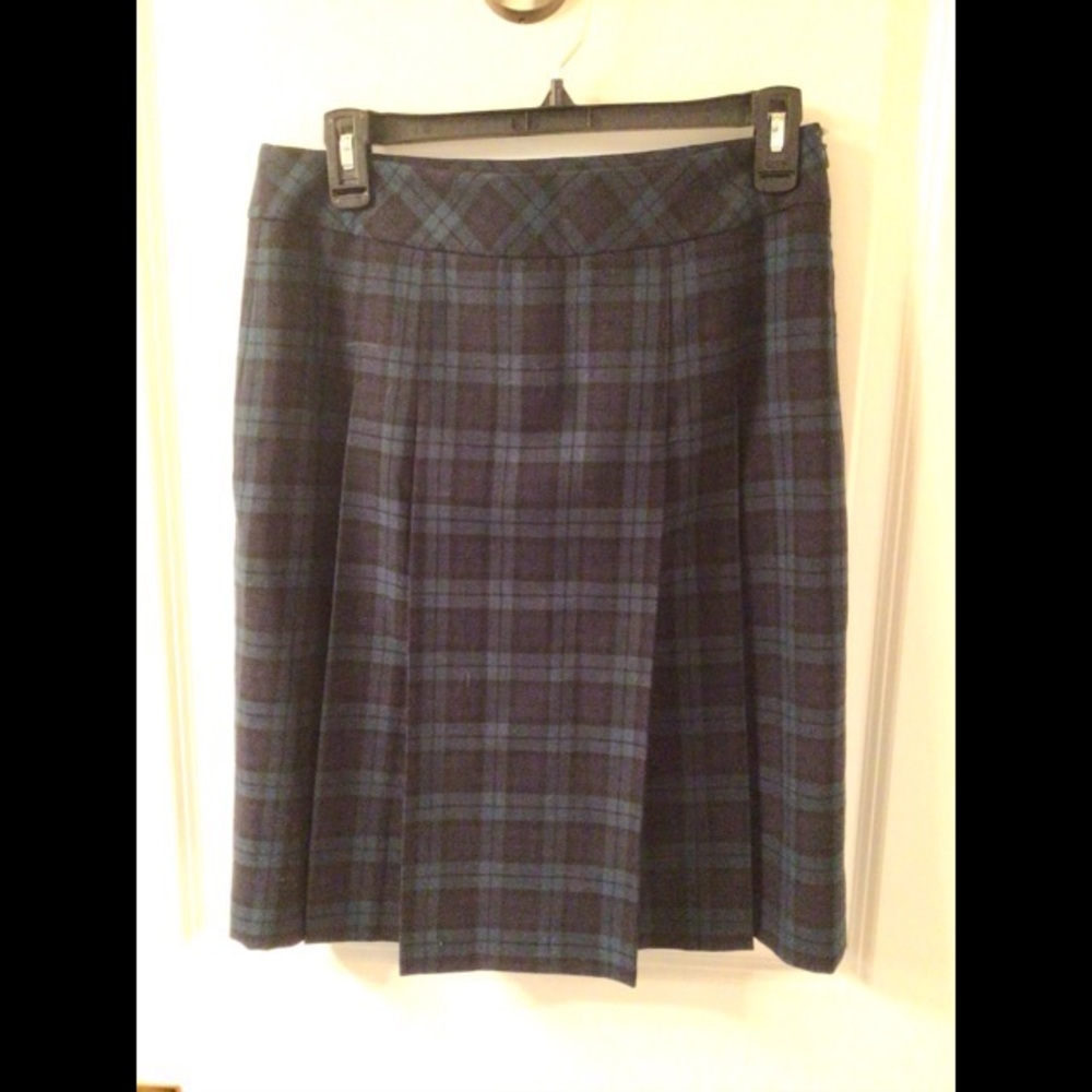 Brooks Brothers Black Watch plaid pleated skirt